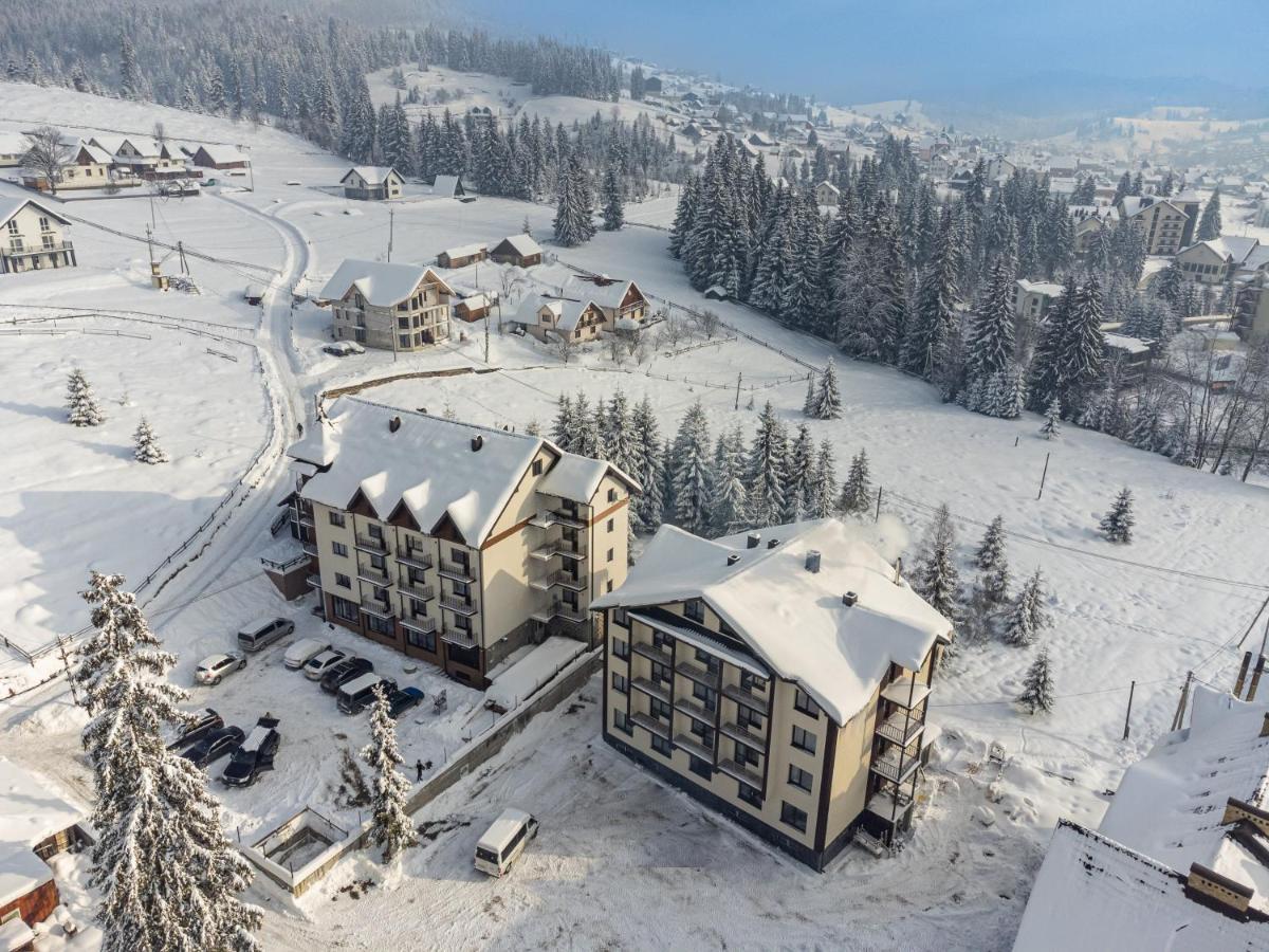 Madison Hotel Bukovel Exterior photo